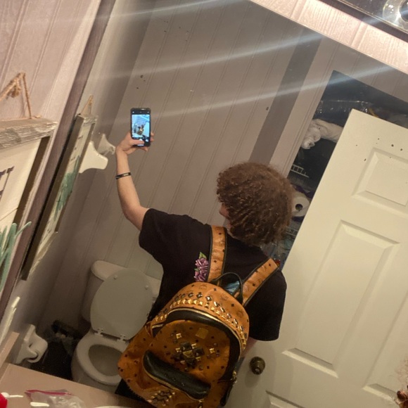 Meet your Posher, David - Picture 4 of 5